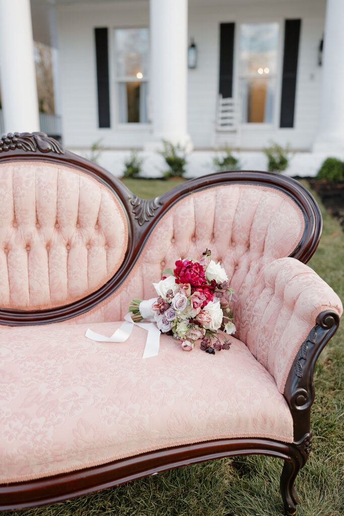Wedding couple portraits at Abbott Mansion estate venue in North Georgia